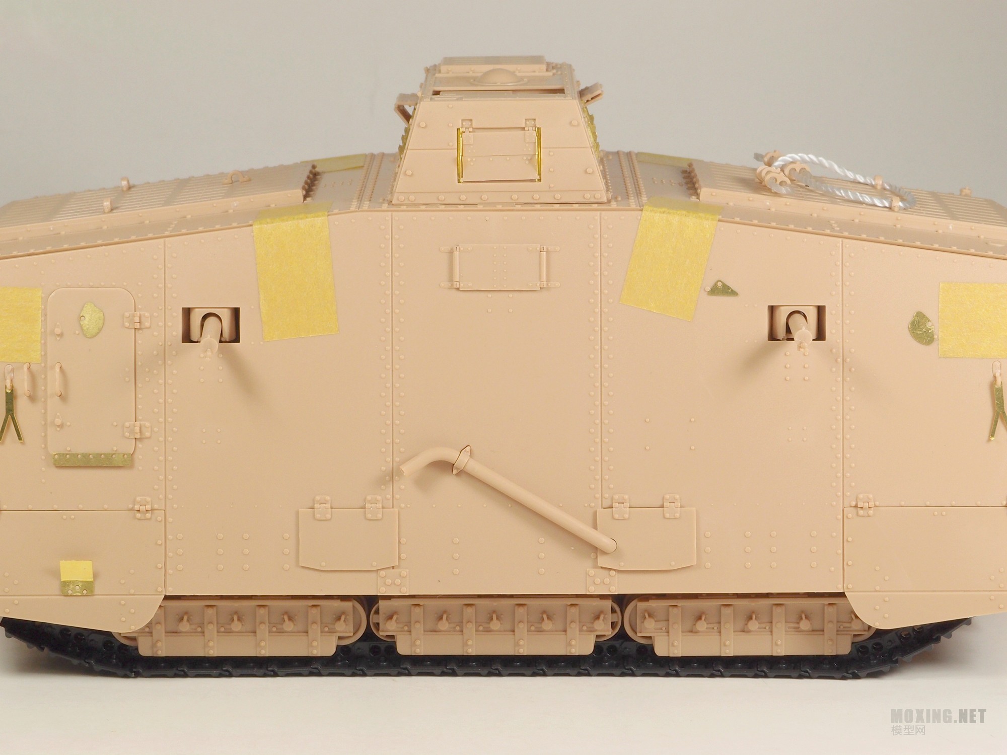 [模型网评测]MENG-1/35一战德国A7V坦克(克虏伯型)(TS-017)