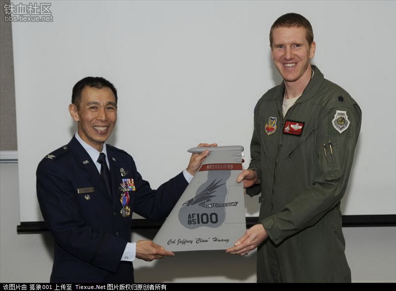 美军华裔传奇F-15飞行员退役 曾击落2架米格-29