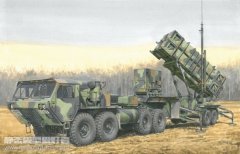 【威龙 3558】爱国者PAC-1防空导弹运输/发射装置，M983重卡及m860半挂车