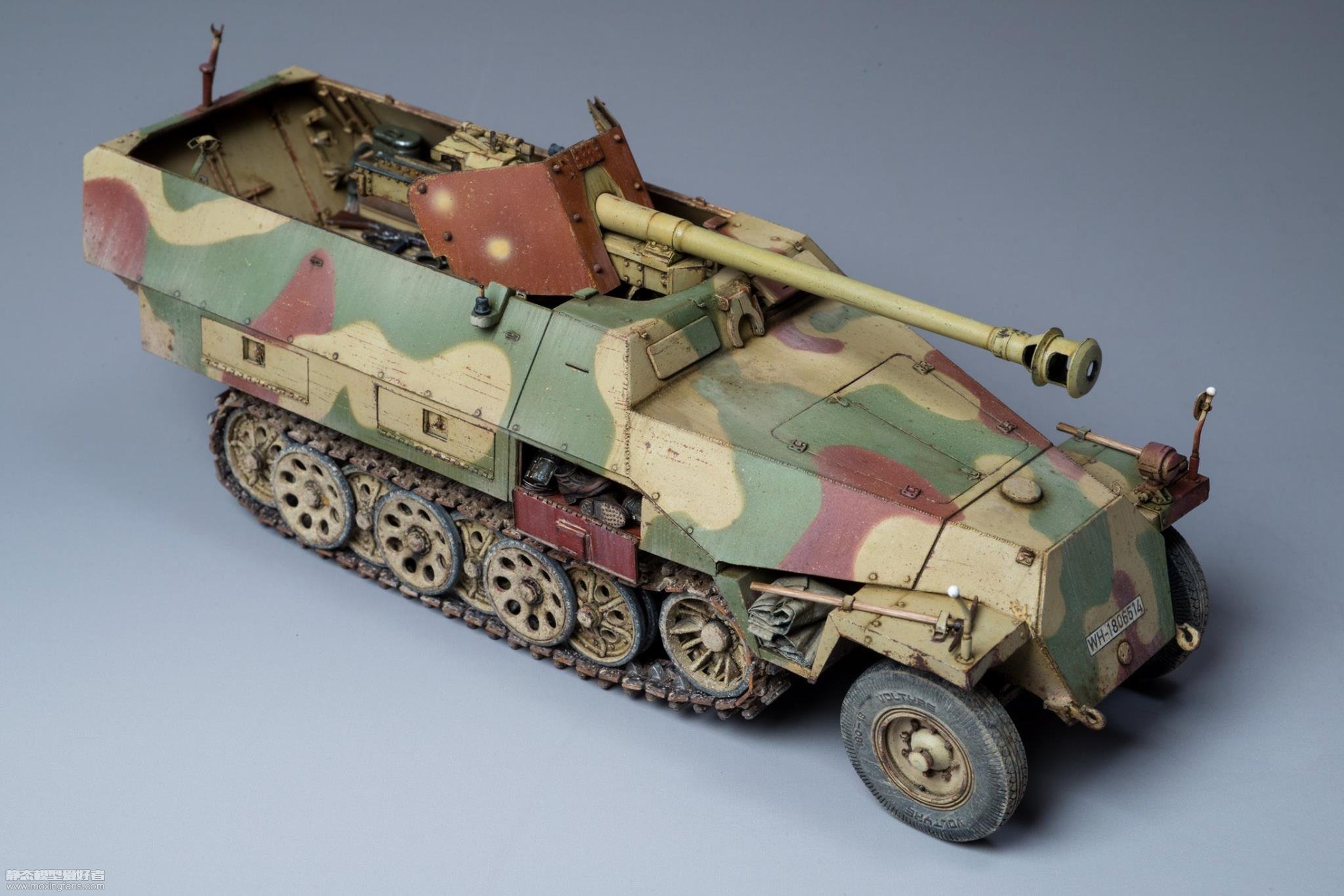 sd.kfz 251/22 pakwagen--251半履带装甲车(afvclub)