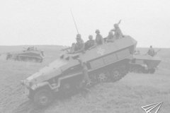 【爱德美 13540】新品：1/35 德国Sd.Kfz.251/1 Ausf.C装甲车