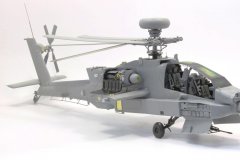 【雪人 SP-2608】1/35 AH-64D 长弓阿帕奇武装直升机 BLOCK2 后期型素组评测
