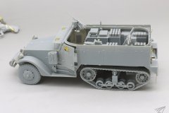 [威龙 6361]1/35 美国M4半履带车81mm迫击炮型素组评测