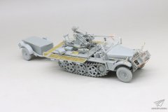 [威龙 6711]1/35 Sd.Kfz.10/4 2cm FlaK 30半履带自行防空炮素组评测